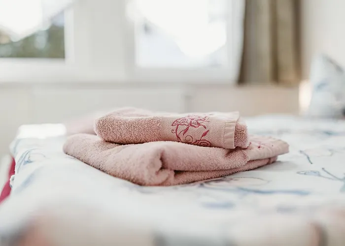 Rebentisch - Restaurant * האסלפלדה