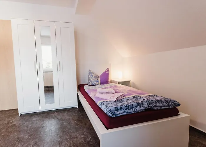 Rebentisch - Restaurant האסלפלדה