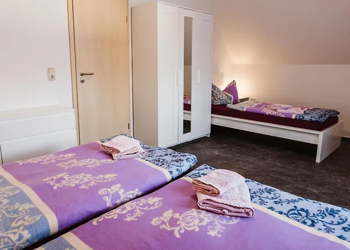 Rebentisch - Restaurant * האסלפלדה