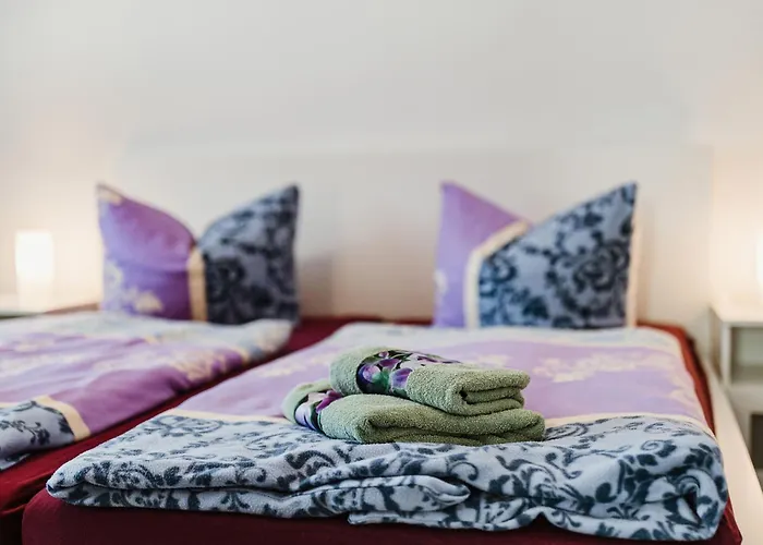 Rebentisch - Restaurant האסלפלדה